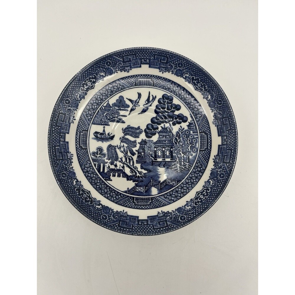 Johnson Brothers Blue Willow Bread/Butter Plate, Blue and White, England